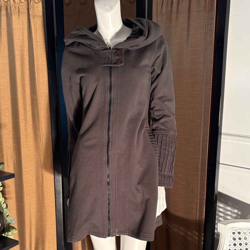 Organic Cotton Women's Hooded Zip-Front Sweater in Dark Olive